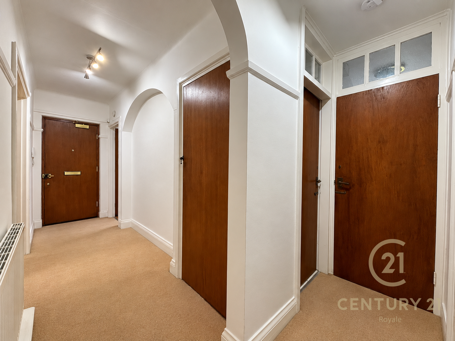 Flat Orchard Court in Epsom and Ewell