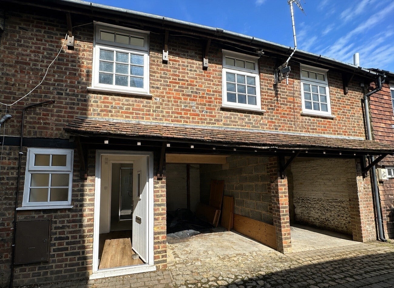 Flat High Street in Great Missenden