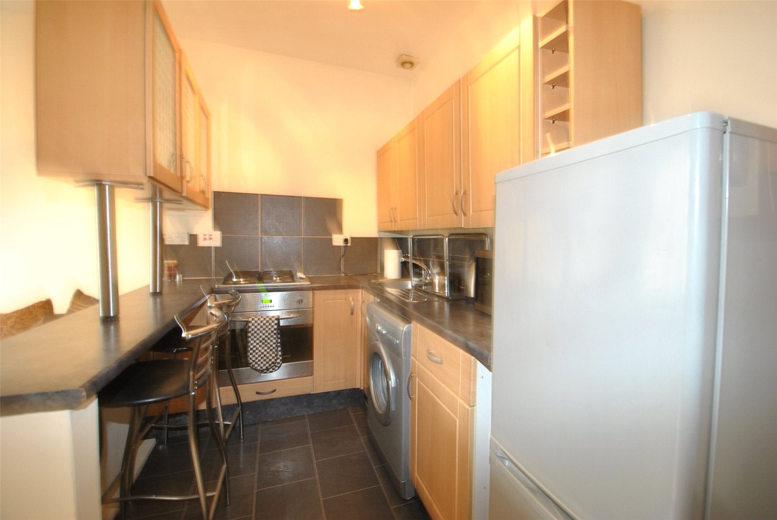 Flat Paisley Road West in Glasgow