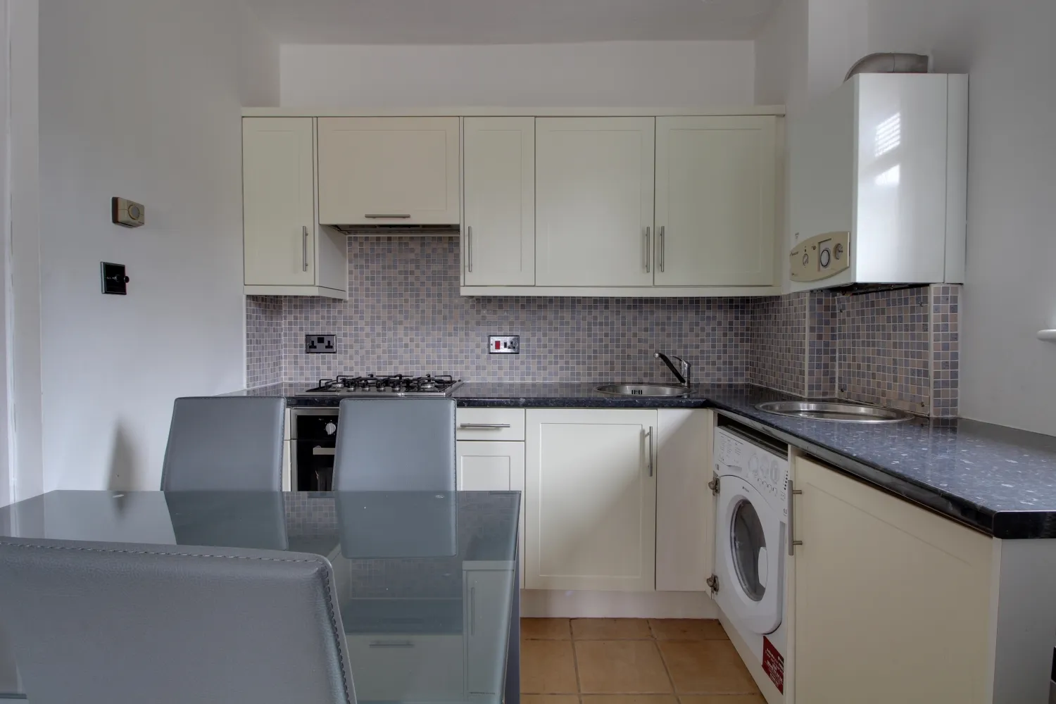 Flat Albion Street in Brighton