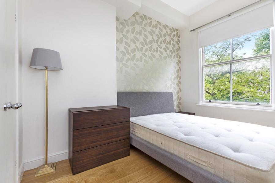 Flat Harcourt Terrace in Greater London