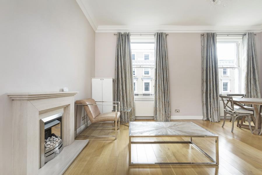 Flat Harcourt Terrace in Greater London