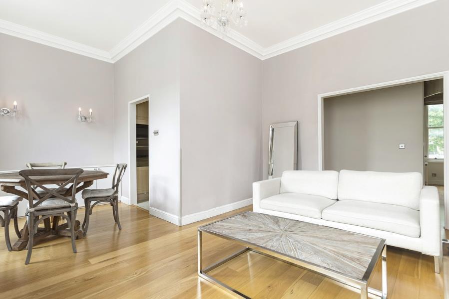 Flat Harcourt Terrace in Greater London