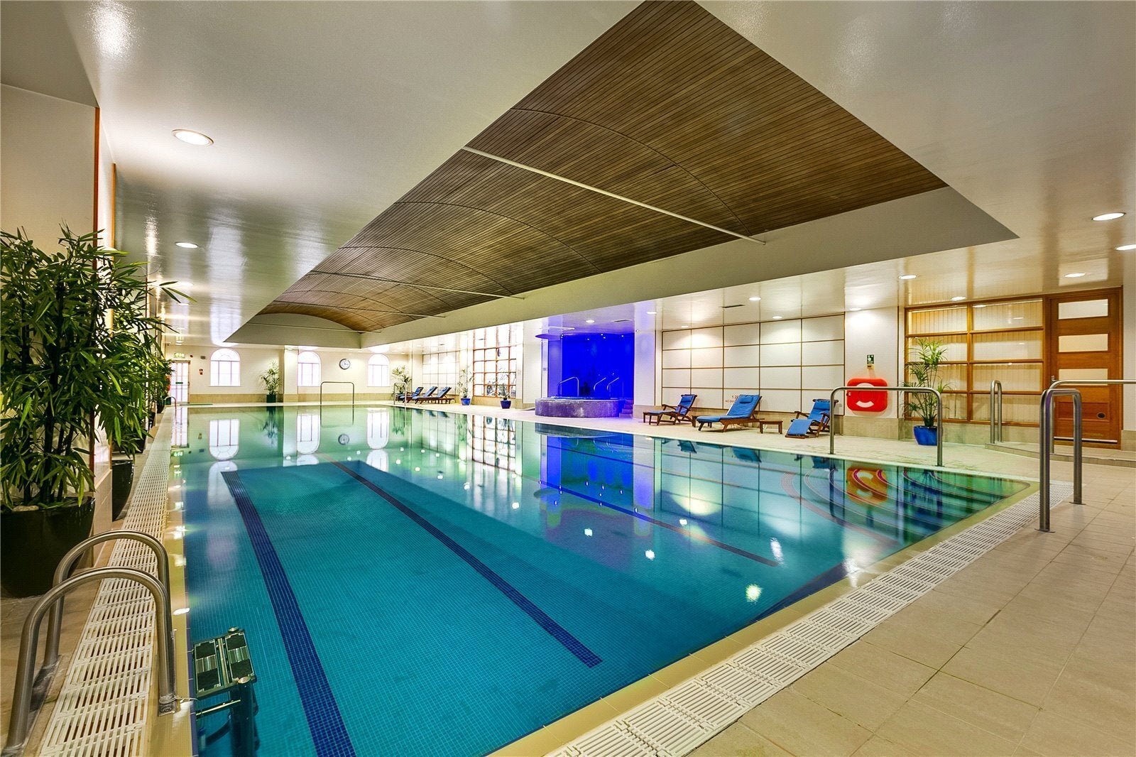 Flat Keble Place in Greater London