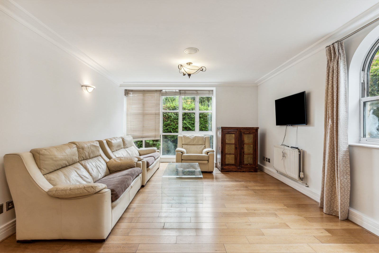 Flat Keble Place in Greater London