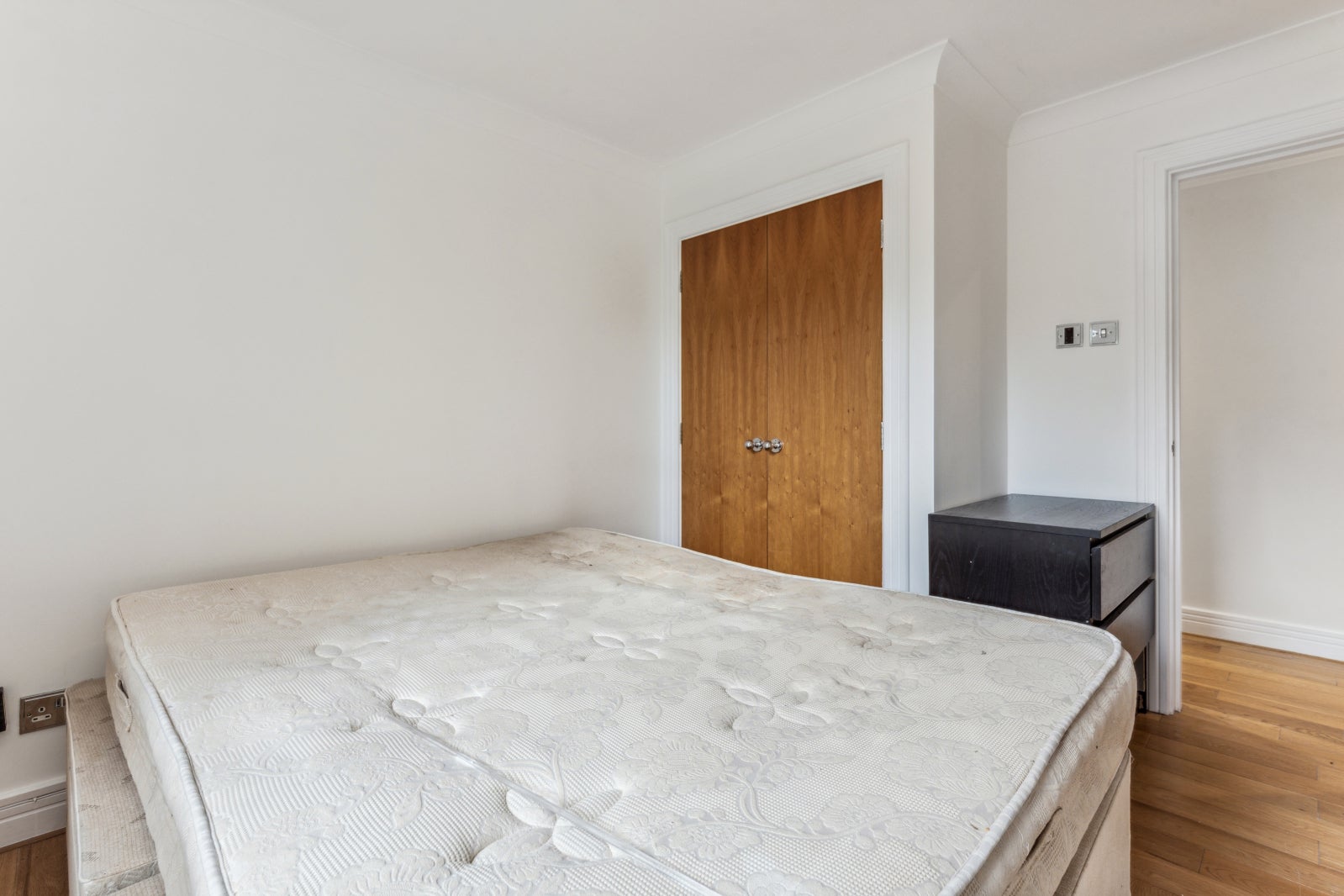 Flat Keble Place in Greater London