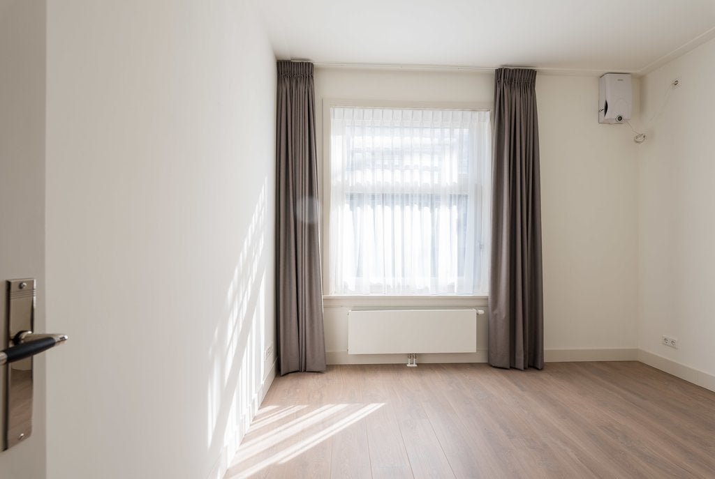Appartement te huur: Stadionweg, Amsterdam