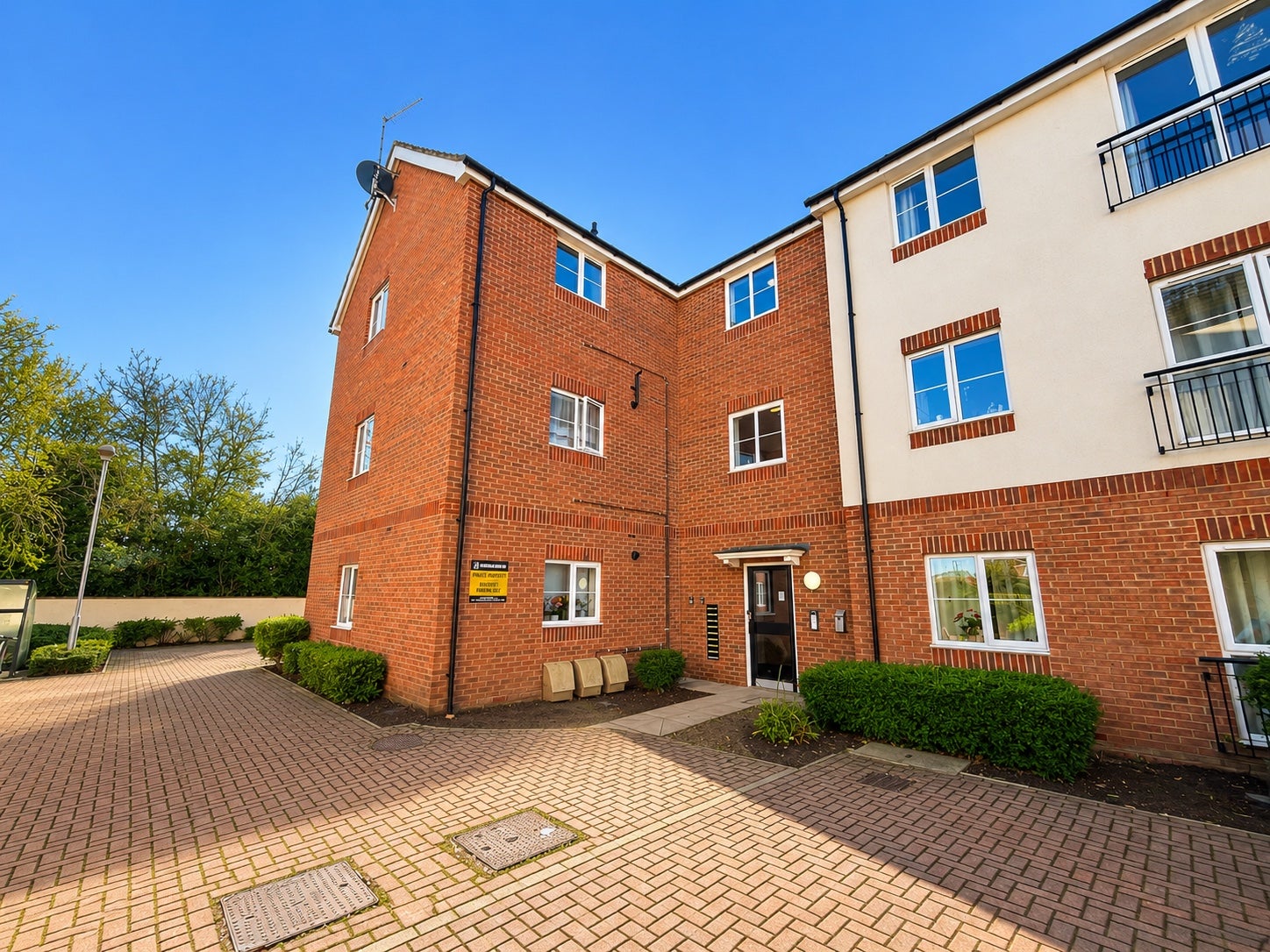 Flat Frederick Drive in Peterborough