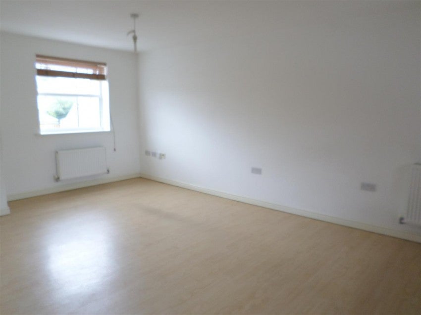 Flat Eagle Road in Slough