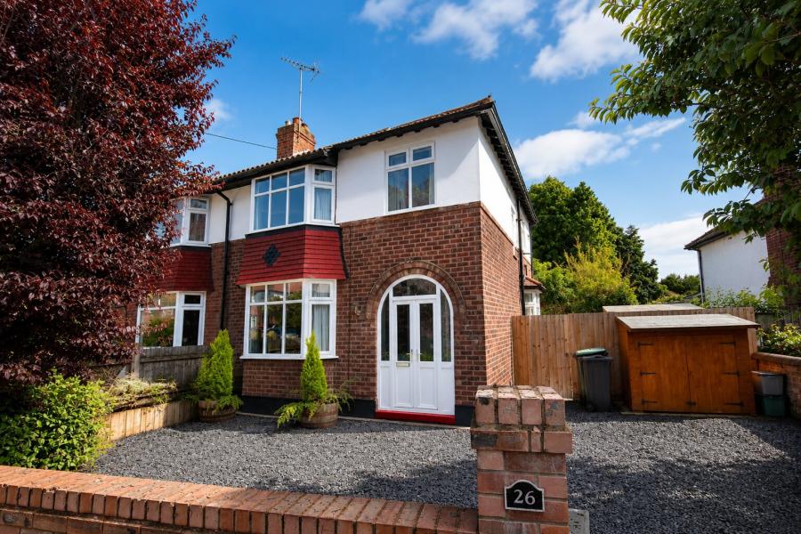 House Woodlands Drive in Chester