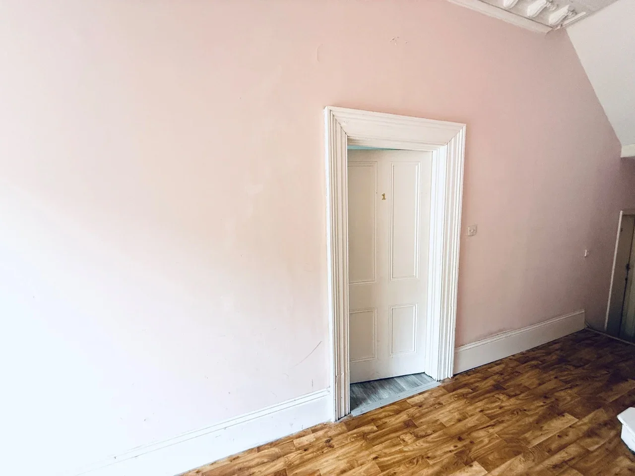 Flat Madeley Road in Greater London
