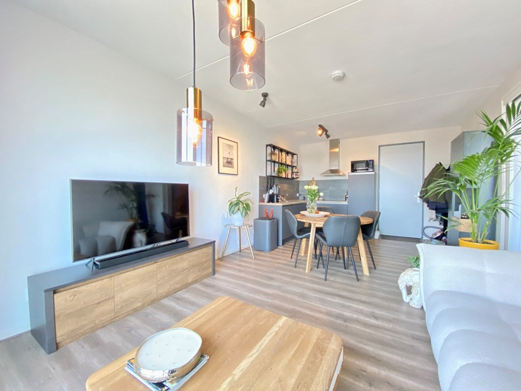 Flat Laakweg in Den Haag