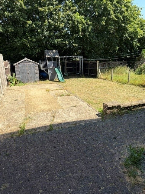 House Fallowfield in Luton