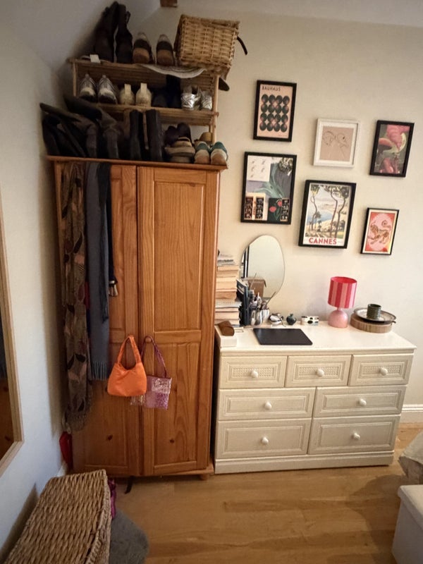 Room Haldane Road in Greater London
