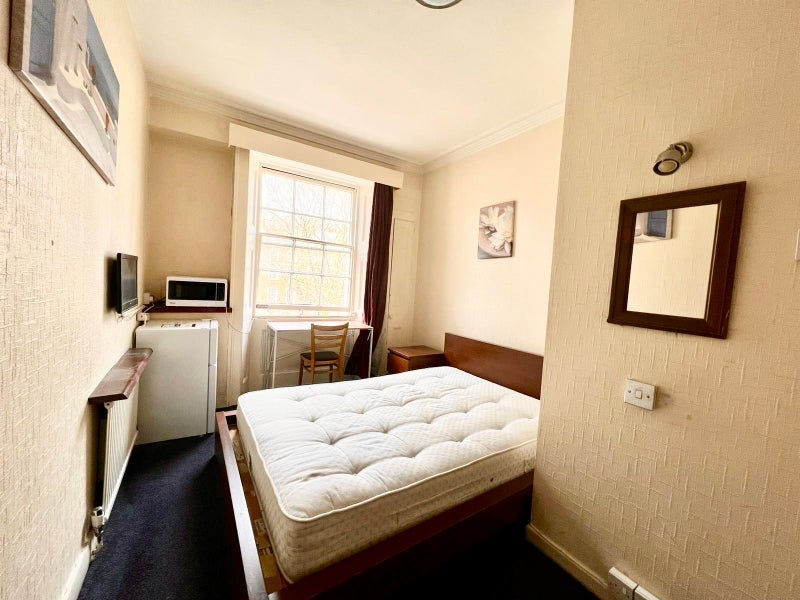 Room Sussex Gardens in City of Westminster