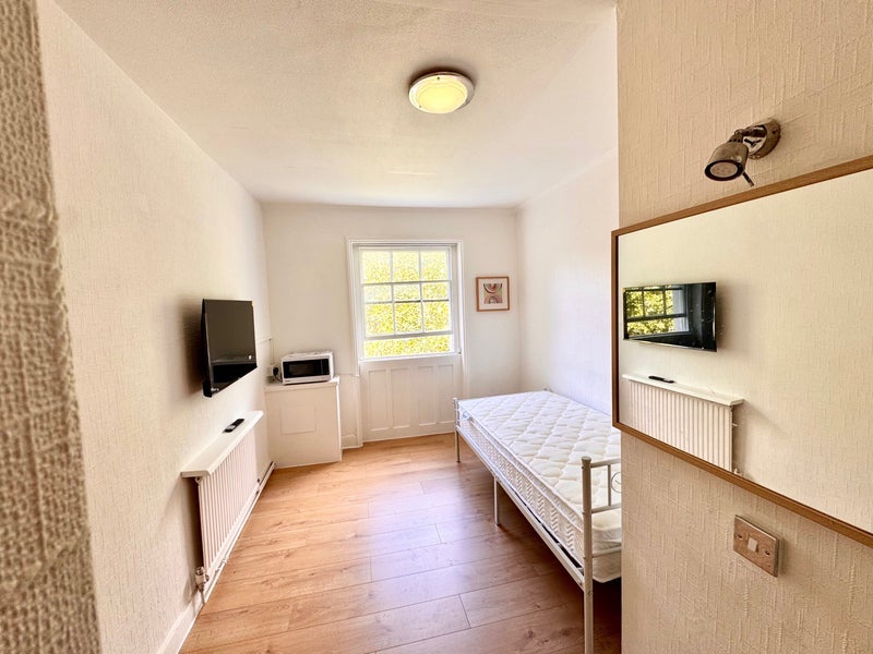 Room Sussex Gardens in City of Westminster