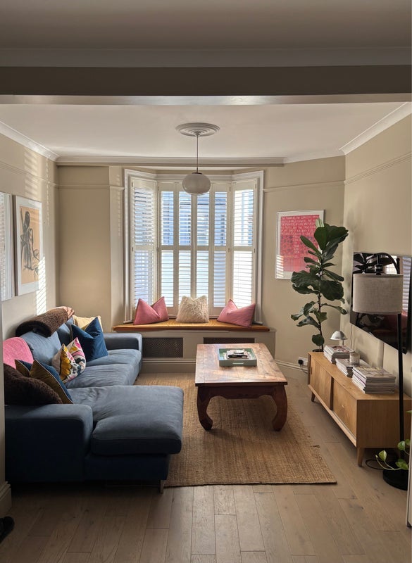 Room Bushberry Road in Greater London
