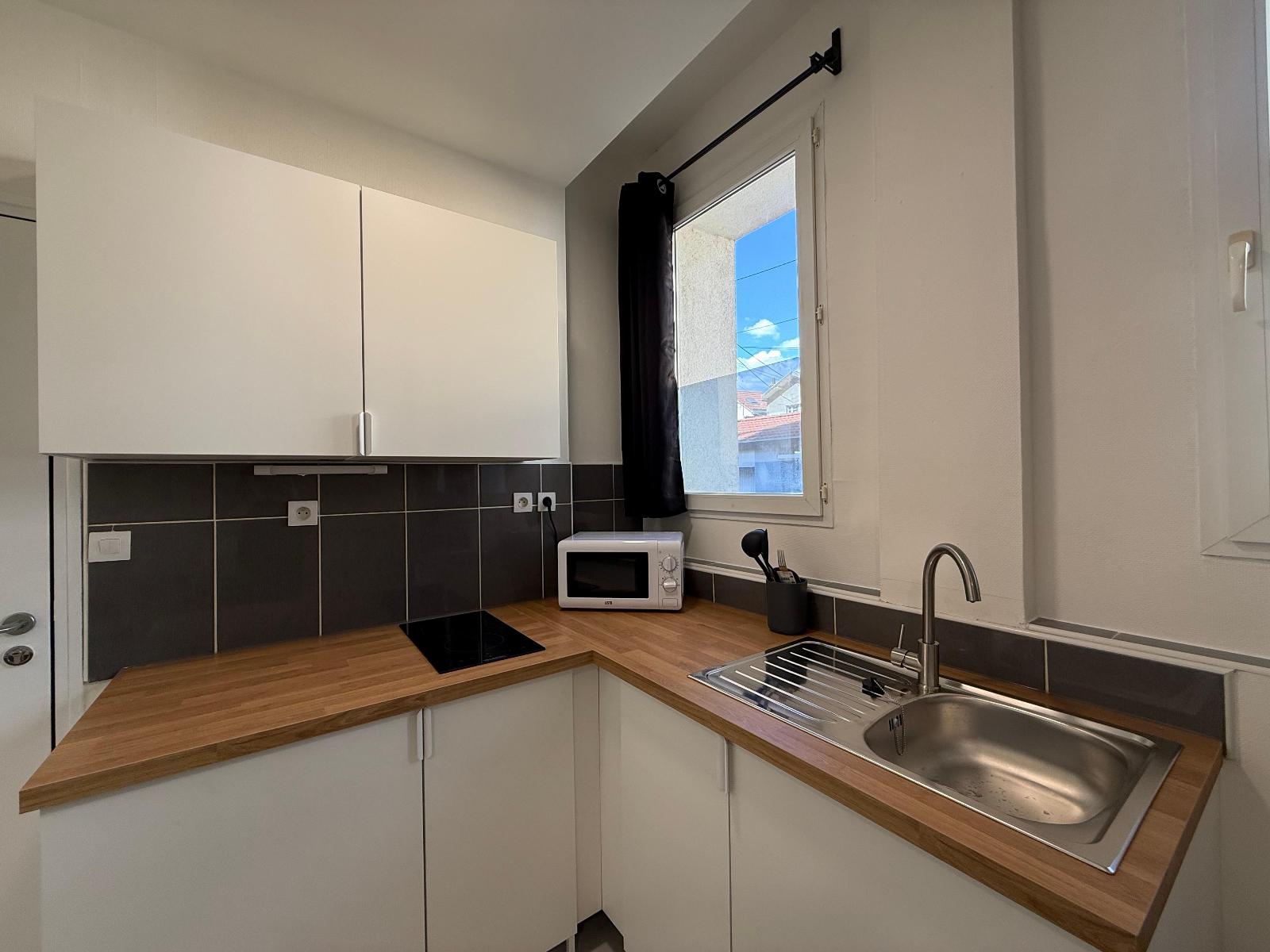 Flat Chemin Du Bessey in St.-Sulpice-des-Rivoires