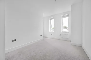 Flat Southbury Road in Greater London