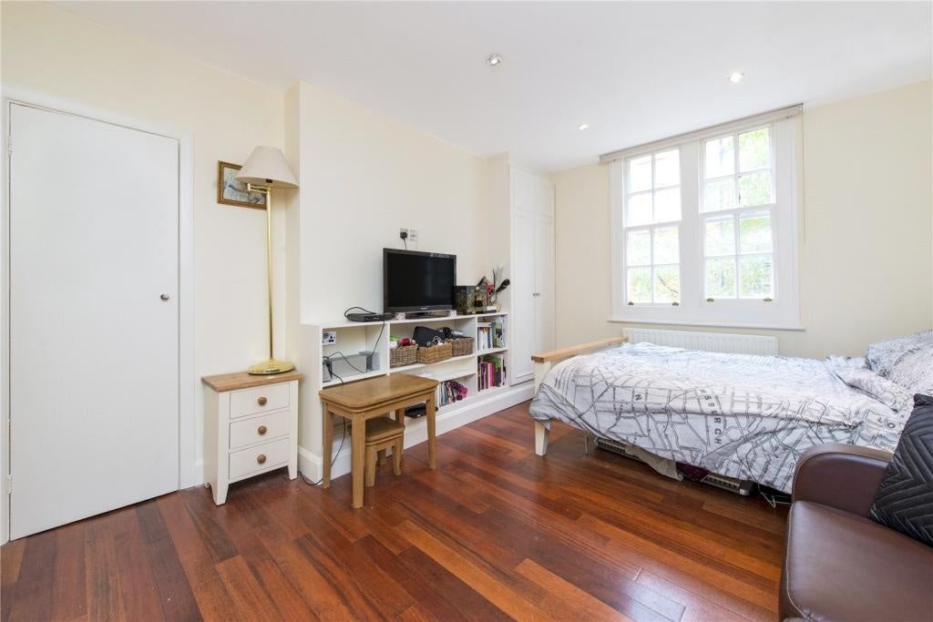 Flat Vincent Street in City of Westminster