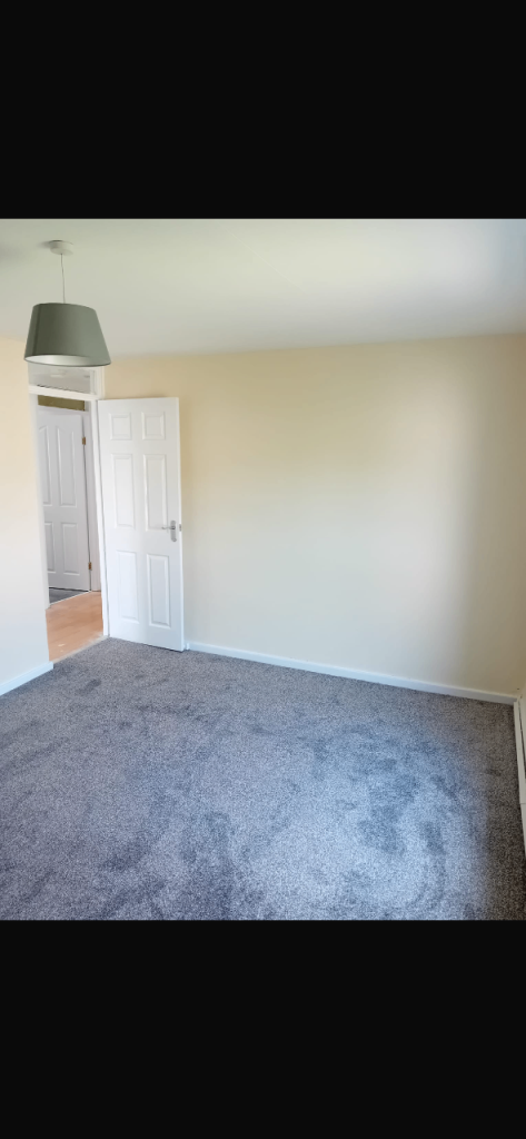 Flat Almond Road in Cumbernauld