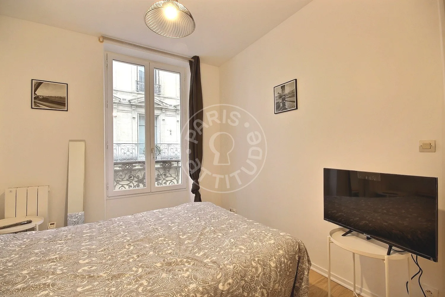 Flat Rue de Nancy in Paris