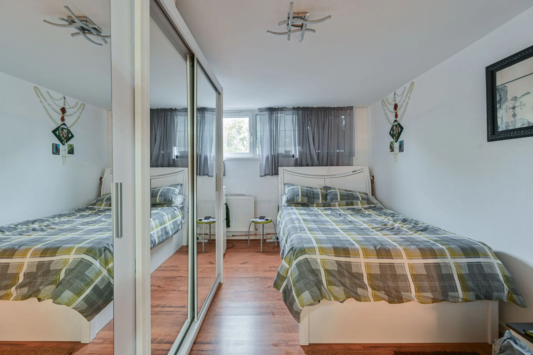 Flat Blenheim Gardens in Greater London