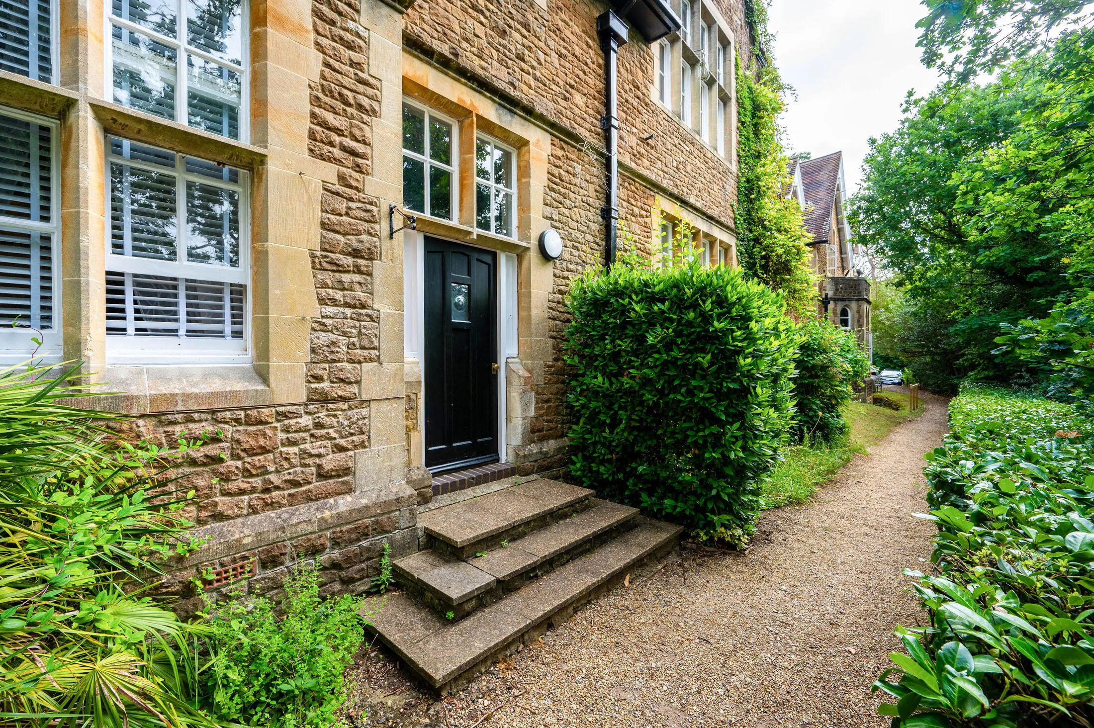 Flat Badgers Hollow in Waverley