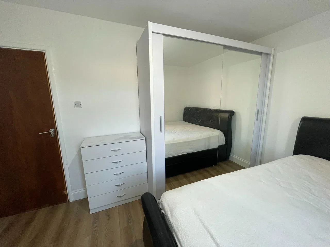 Room Alpha Grove in Greater London