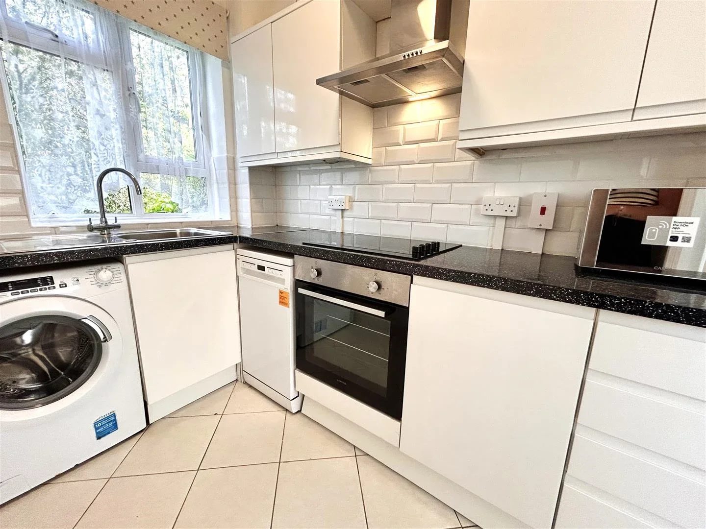 Flat Cromie Close in Greater London