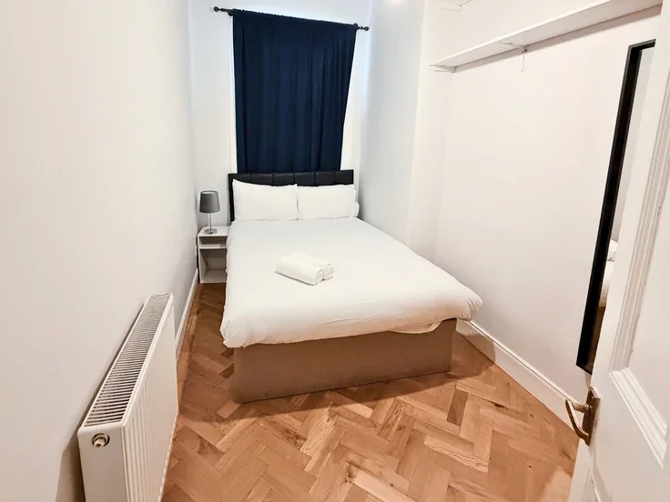 Flat Dalry Road in City of Edinburgh