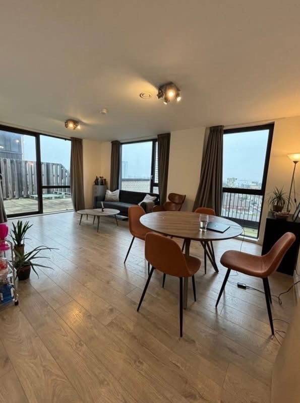 Room Leyton Road in Greater London