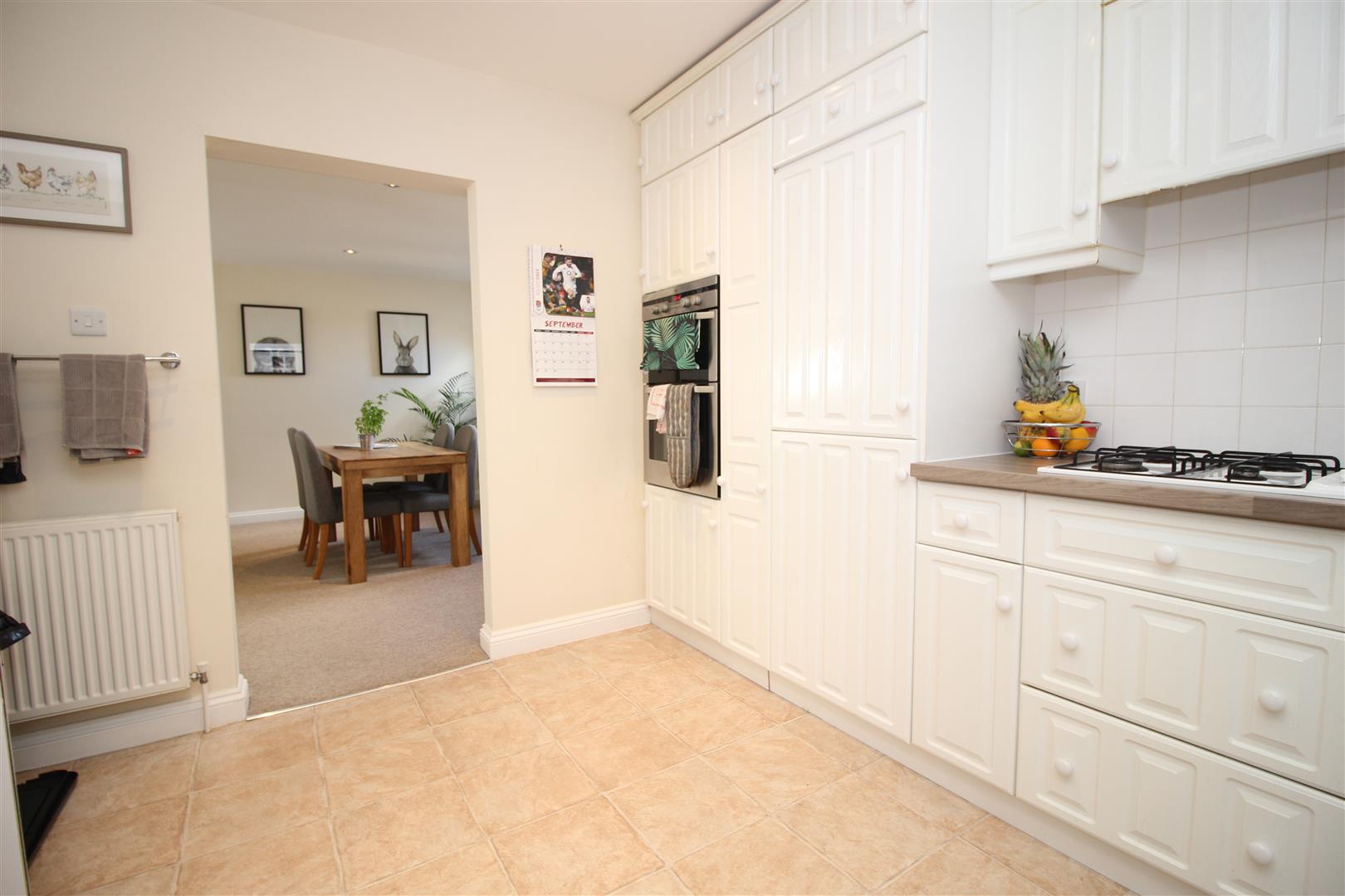 Flat Millbrook Lane in Bath