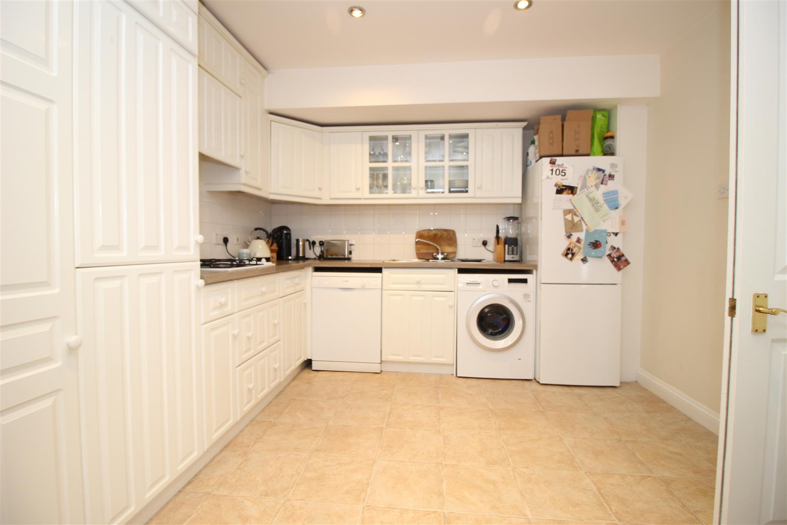 Flat Millbrook Lane in Bath