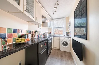 Flat Westmoreland Road in Greater London