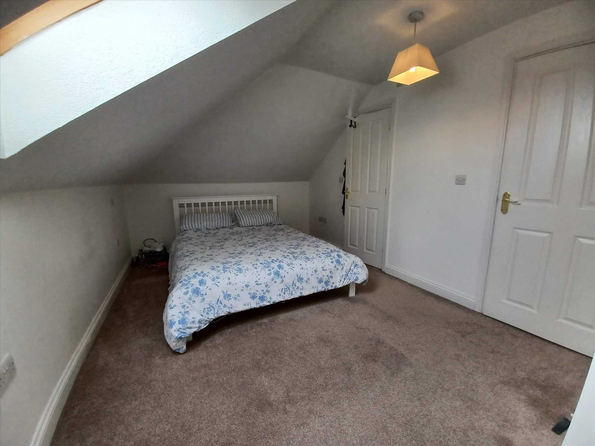 Flat Raybourne Avenue in Borough of Wyre