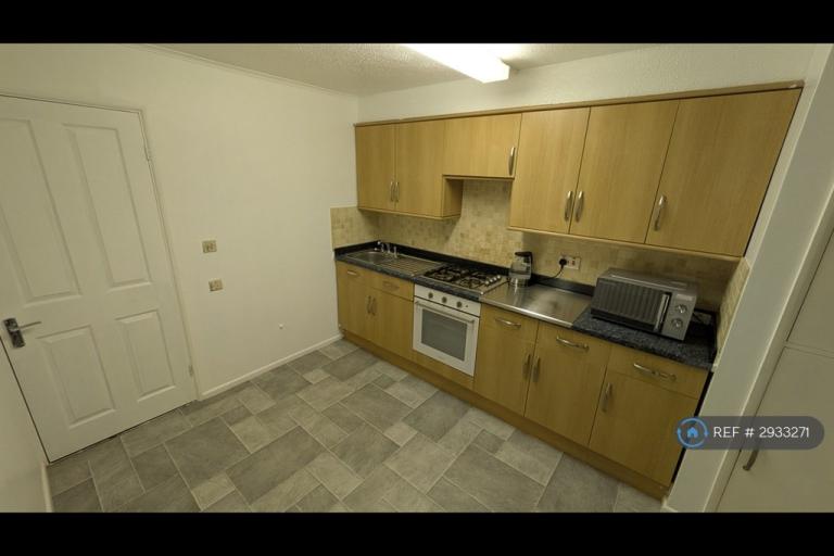 Room Magdala Road in Portsmouth