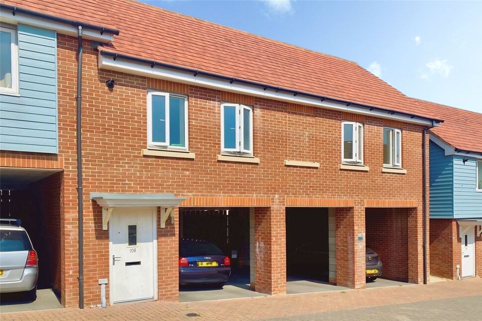 House Weavers Close in Eastbourne