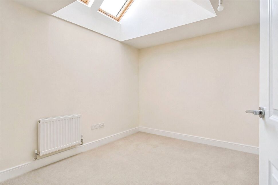 House Weavers Close in Eastbourne