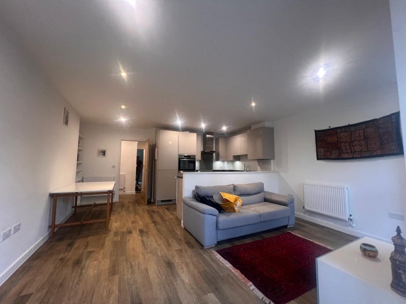 Room Dalmeny Avenue in Greater London