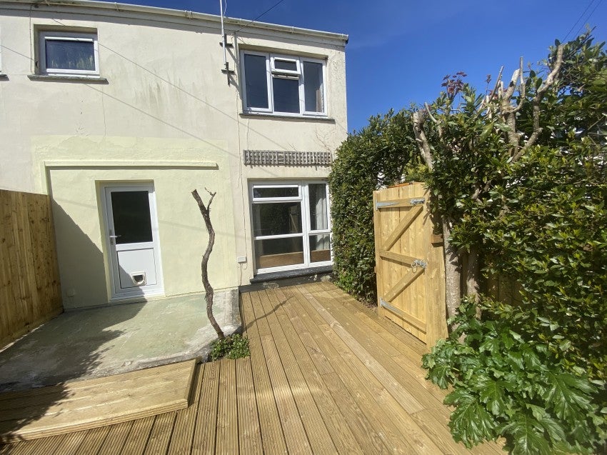 Flat Bohelland Road in Penryn