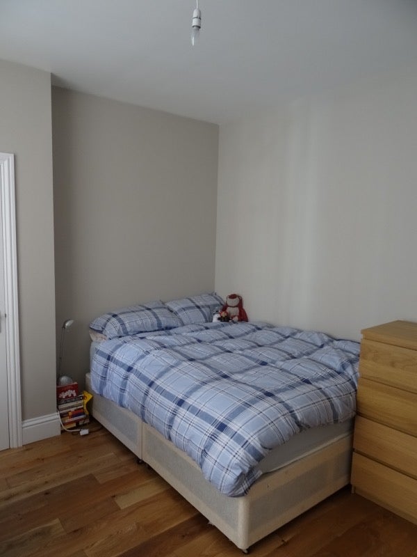 Flat Dinsdale Road in Newcastle upon Tyne