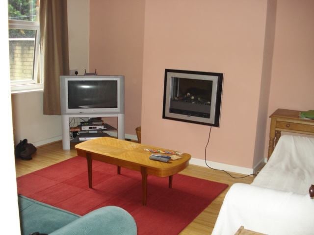 Room Elmsley Street in Preston