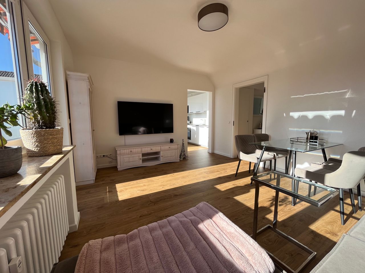 Wohnung Karl-Anton-Straße in Düsseldorf