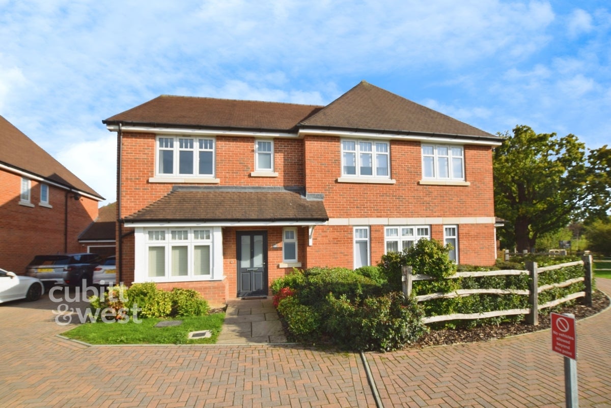House Old Orchard Drive in Thanet