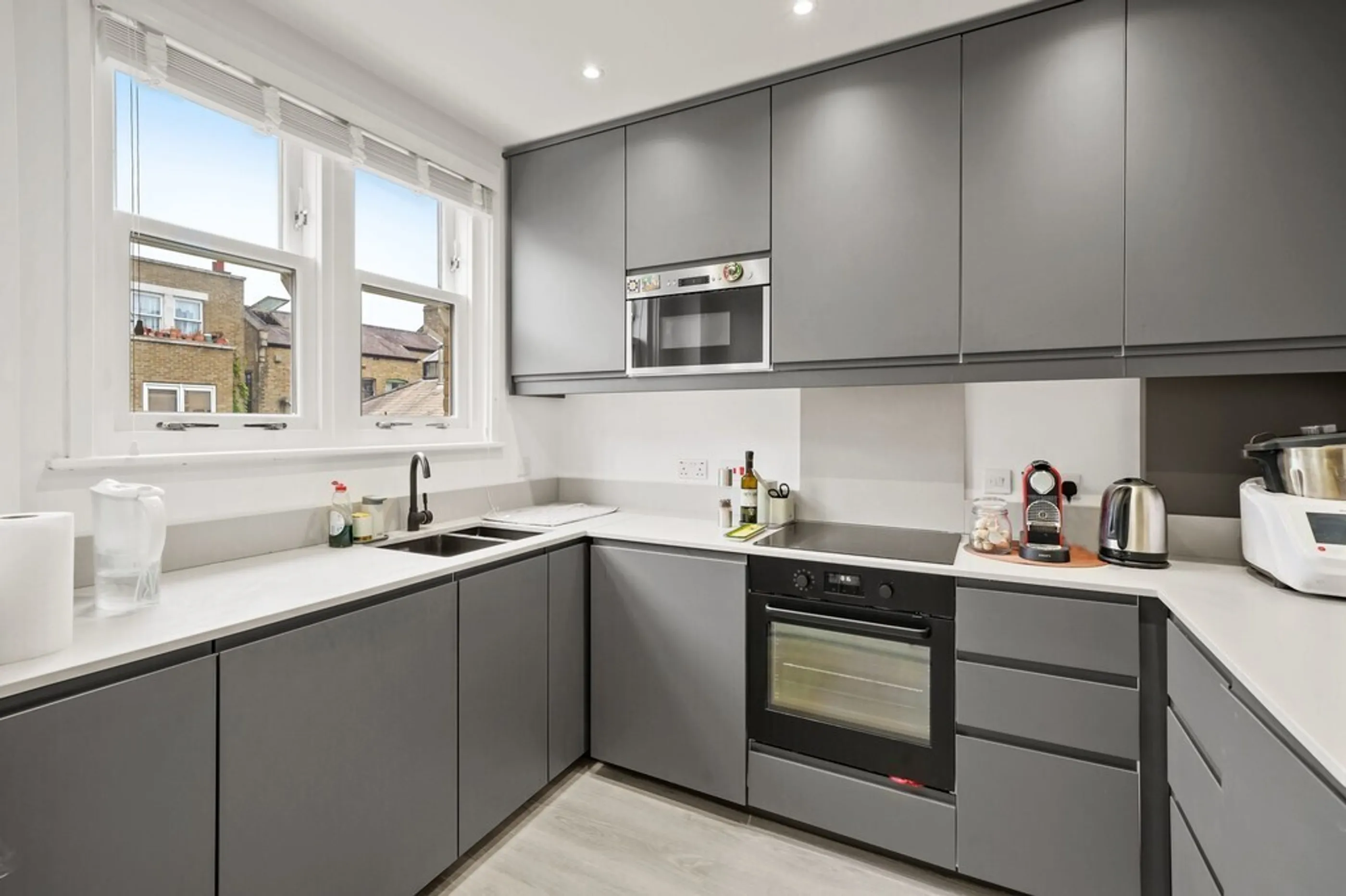 Flat Great Western Road in City of Westminster