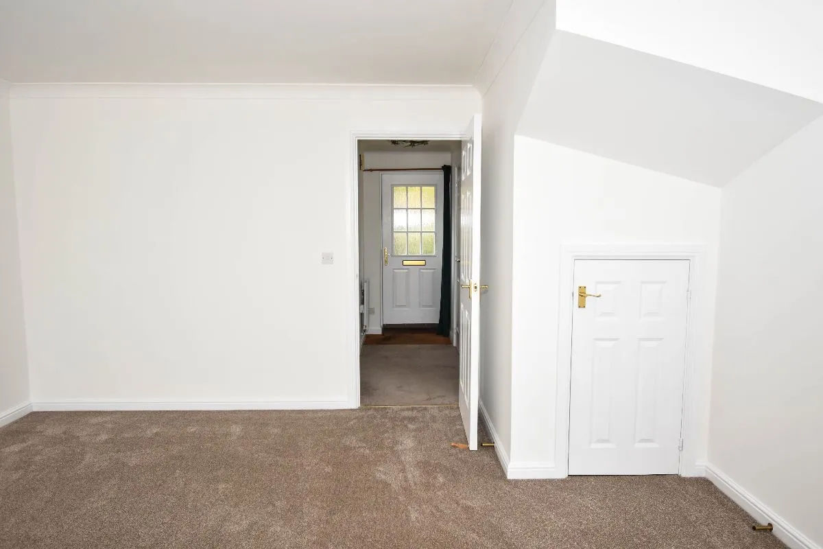 House Pointers Way in Amesbury