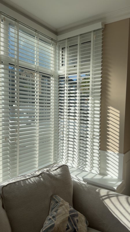Room Fieldway in Bradford