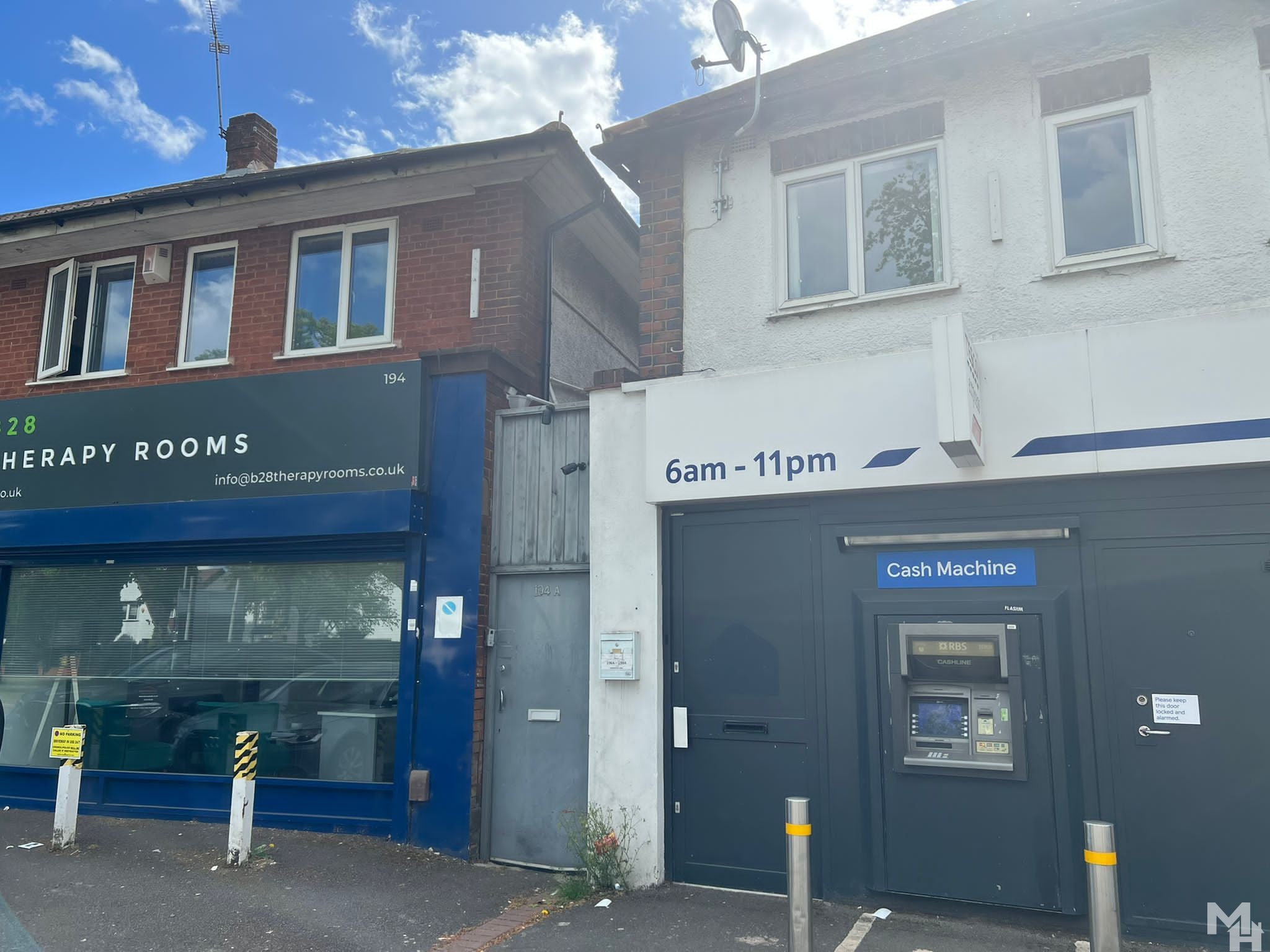 Flat Robin Hood Lane in Birmingham