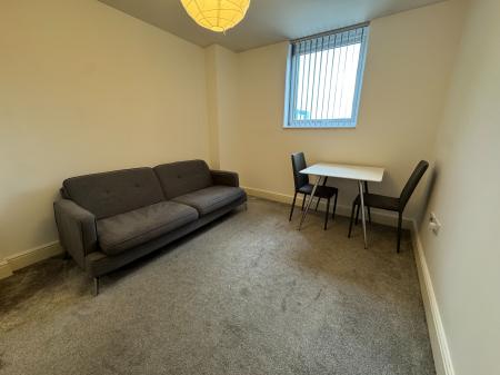 Flat Fleming Way in Swindon
